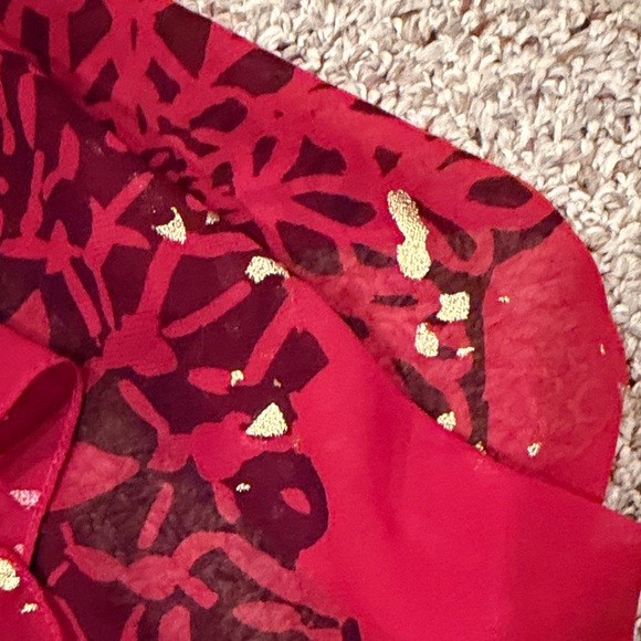 Red Floral Scarf - Picture 4 of 5